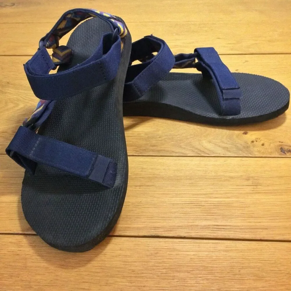 Teva Original Universal sandal blue geometric 